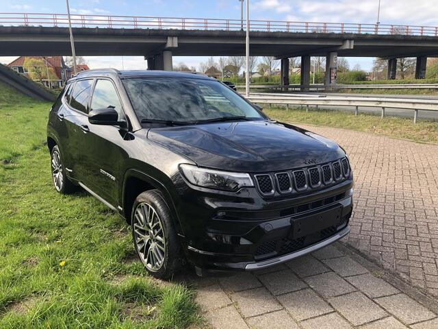 Jeep COMPASS 1.5T e-Hybrid Summit DCT AUTOMAAT|LEER|CLIMATE|CAMERA|APPLE/ANDROID|PDC|19"
