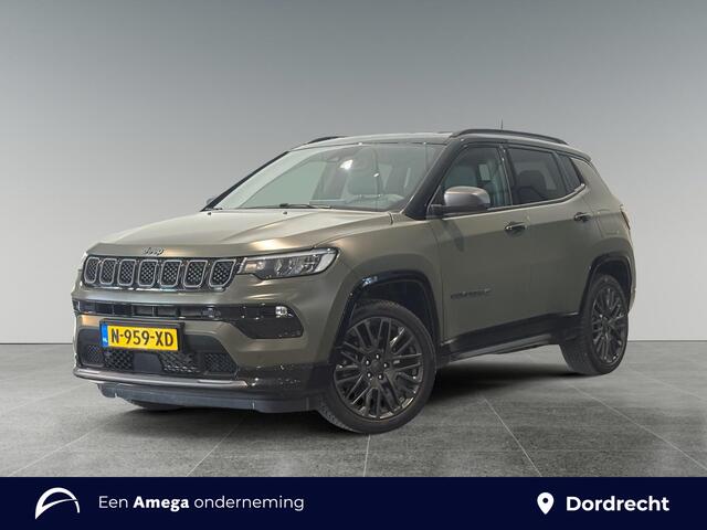 Jeep COMPASS 80th Anniversary 4xe PHEV 240pk | LIMITED EDITION! | NAVI | CAMERA | STOELVERW. | PDC V+A | LEDER/STOF | PLUG-IN | SPECIALE LAKKLEUR | DAB+ | APPLE CARPLAY / ANDROID AUTO