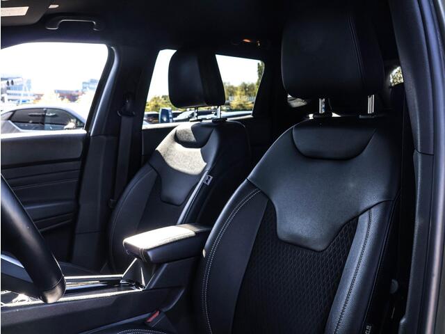 Jeep COMPASS 4xe 240 Plug-in Hybrid Electric 80th Anniversary