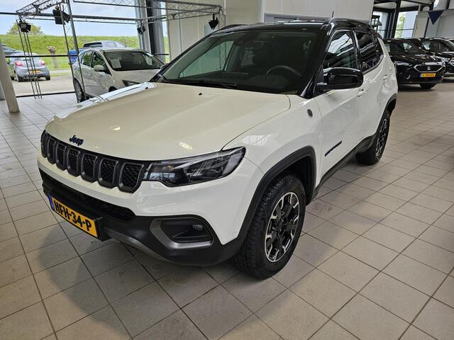 Jeep COMPASS 4xe 240 Plug-in Hybrid Electric Trailhawk