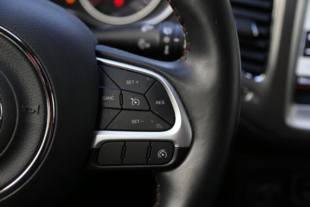 Jeep COMPASS 1.4 MultiAir Longitude Navi Camera