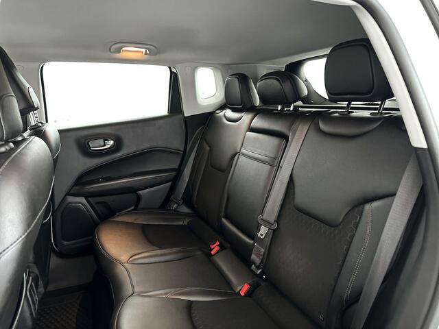 Jeep COMPASS 1.3T Limited | Parkeercamera | Stoel- en stuurverwarming | Cruise control