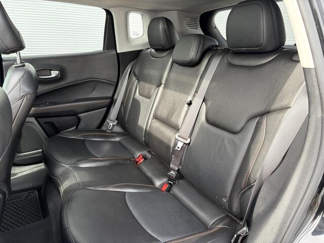 Jeep COMPASS 1.4 MultiAir Limited 4x4 / Airco (automatisch) / Panorama dak / Winter pack / Premium pack