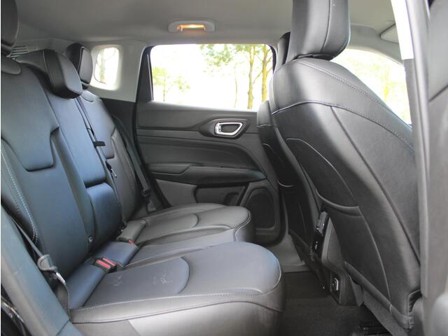 Jeep COMPASS 1.5T e-Hybrid S Automaat | Navi / Leder / Camera