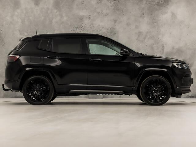 Jeep COMPASS 4xe 240 Plug-in Hybrid Electric 80th Anniversary 240Pk Automaat (VIRTUAL COCKPIT, APPLE CARPLAY, STUUR/STOELVERWARMING, CAMERA, LEDER, SPORTSTOELEN, TREKHAAK, GETINT GLAS, ADAPTIVE CRUISE, NIEUWSTAAT)