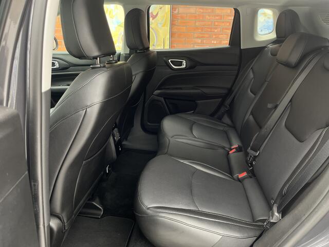 Jeep COMPASS 1.5T e-Hybrid 130 Summit | Keyless | Elektrische verstelbare stoelen | Adaptive Cruise Control | Carplay/Android Auto |