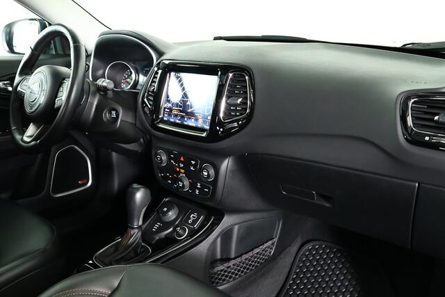 Jeep COMPASS 1.4 MultiAir Limited 4x4 / Opendak / Leder / Beats / CarPlay
