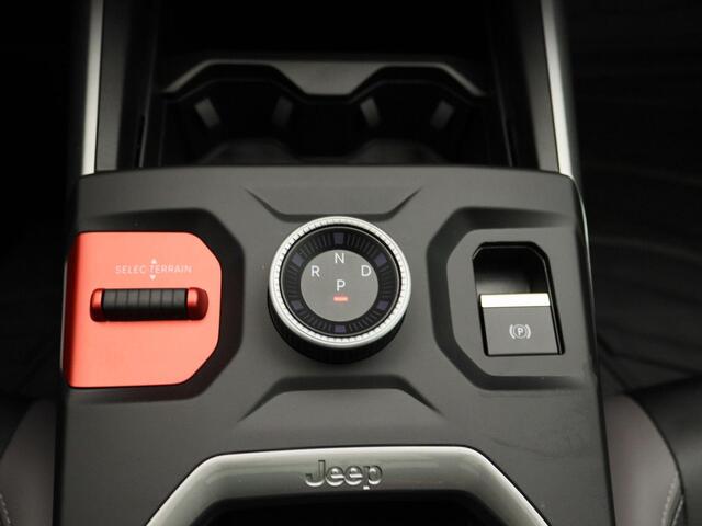 Jeep COMPASS First Edition 74 kWh | NU BIJ VAN MOSSEL OPC BREDA | 2 + 6 JAAAR GARANTIE |
