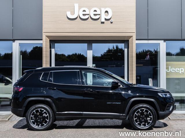Jeep COMPASS 4XE 240 PHEV 240PK Trailhawk/ Panodak/ Leer/ Apple Carplay/