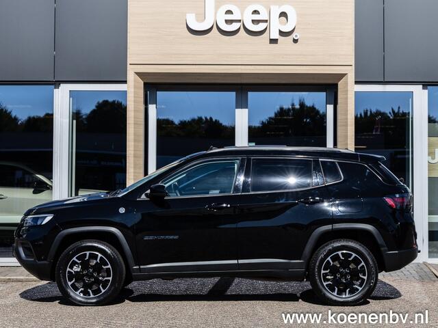 Jeep COMPASS 4XE 240 PHEV 240PK Trailhawk/ Panodak/ Leer/ Apple Carplay/