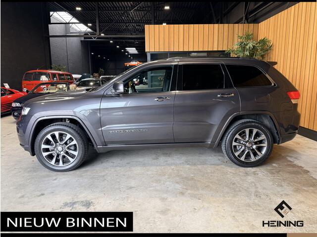 Jeep GRAND CHEROKEE 3.6 Overland. Leer. Navi. Apple-carplay. Trekhaak. Van eerste eigenaar. BTW.