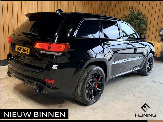 Jeep GRAND CHEROKEE 6.4 V8 SRT8. Grijs Kenteken. Navi. Apple-carplay. Trekhaak. LPG. 93000 KM