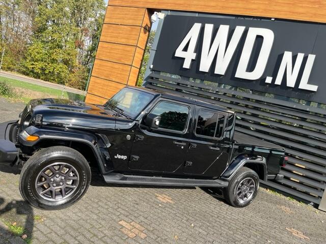 Jeep Gladiator 3.0 V6 AUT 5 PERS MULTI CARGO -VAN- LEDER /NAVI CLIMA / 12MND GAR ¤ 60.499 EXCL Unieke auto in nieuwstaat dealer onderhouden schade vrij . opbouw multifunctioneel uit te voeren naar wens . informeer naar de mogelijkheden . prijs is inclusief mee geleverde