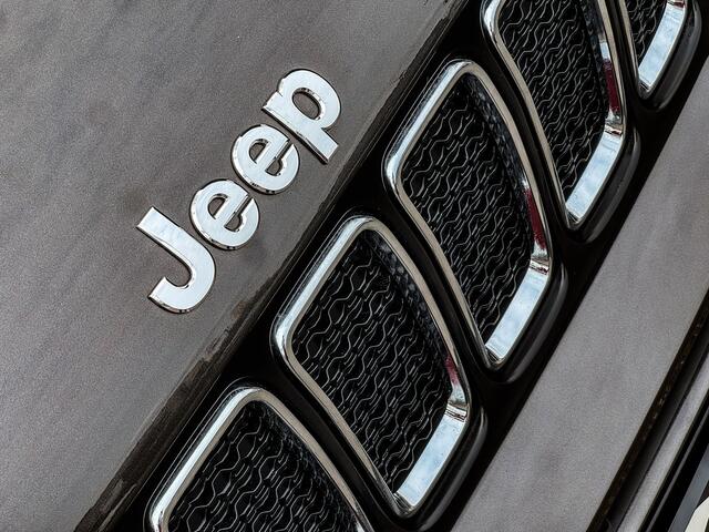 Jeep RENEGADE 1.3T-e Limited Prijs Inclusief Onderhoud & 12 Maand BOVAG Garantie | Navigatiesysteem | DAB |
