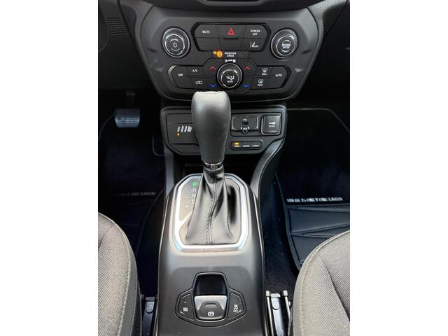 Jeep RENEGADE 4xe 190 Plug-in Hybrid Electric Limited Slechts 9.330 km!