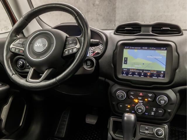Jeep RENEGADE 1.3T Freedom 151Pk Automaat (PANORAMADAK, APPLE CARPLAY, GROOT NAVI, STUUR/STOELVERWARMING, LEDER, CLIMATE, CAMERA, SPORTSTOELEN, TREKHAAK, GETINT GLAS, ADAPTIVE CRUISE, NIEUWE APK, NIEUWSTAAT)