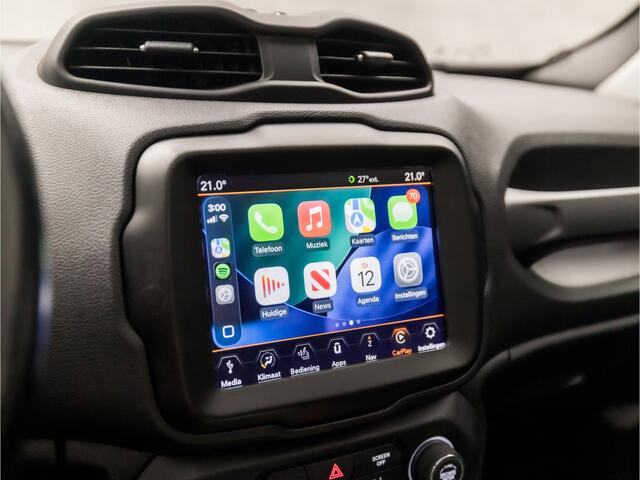 Jeep RENEGADE 1.3T Freedom 151Pk Automaat (PANORAMADAK, APPLE CARPLAY, GROOT NAVI, STUUR/STOELVERWARMING, LEDER, CLIMATE, CAMERA, SPORTSTOELEN, TREKHAAK, GETINT GLAS, ADAPTIVE CRUISE, NIEUWE APK, NIEUWSTAAT)
