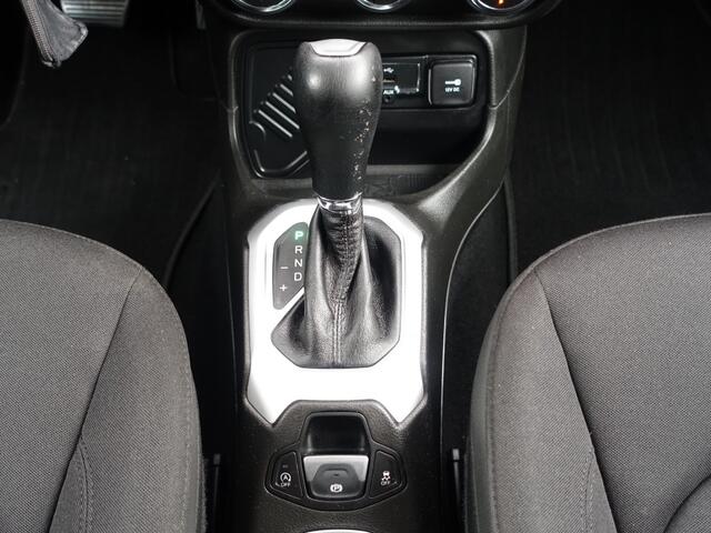 Jeep RENEGADE 1.4i MultiAir Limited I NL-Auto I Clima I Cruise I Trekhaak I