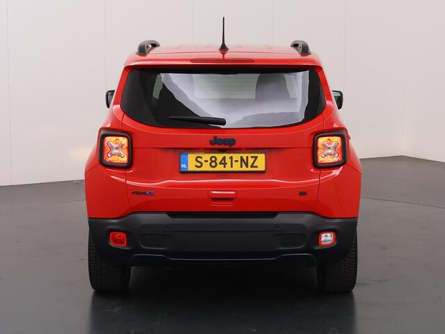 Jeep RENEGADE 4xe 240 Plug-in Hybrid Electric S | Navigatie | Camera | DAB | Stoel/Stuurverwarming | Rijhulp-Systeem | Adaptieve Cruise Control | Dodehoek Detectie |