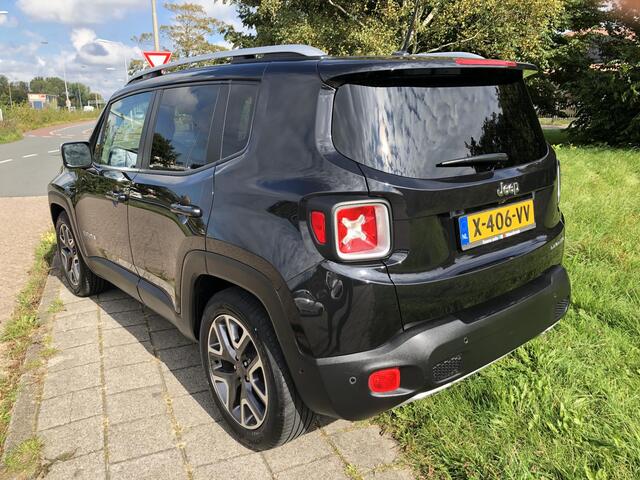 Jeep RENEGADE 1.4 MultiAir Limited NAVI|CLIMATE|LEER|CAMERA|STOELVERWARMING|PDC|18"