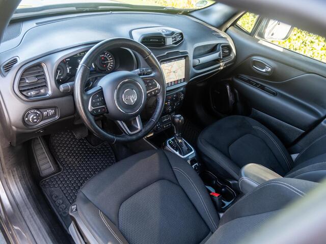 Jeep RENEGADE 1.3T-GDI 4XE Aut Limited | Panorama schuifdak | Kenwood Surround | 19" LM |Navi | ParkAssist | LaneAssist | Stoelverw + stuurverw | Led | Camera | CarPlay | 43829km