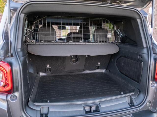 Jeep RENEGADE 1.3T-GDI 4XE Aut Limited | Panorama schuifdak | Kenwood Surround | 19" LM |Navi | ParkAssist | LaneAssist | Stoelverw + stuurverw | Led | Camera | CarPlay | 43829km