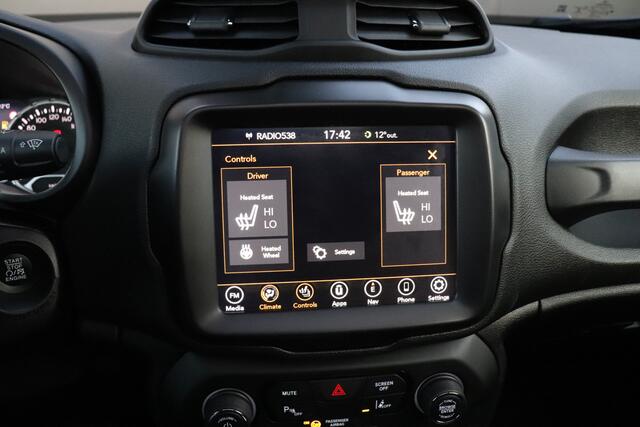 Jeep RENEGADE 1.3T Freedom 150 PK | PANO | NAVIGATIE | PDC | CRUISE |