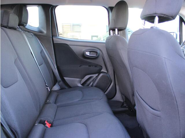 Jeep RENEGADE 1.3T DDCT Longitude Automaat | Apple Carplay / Climate / Cruise