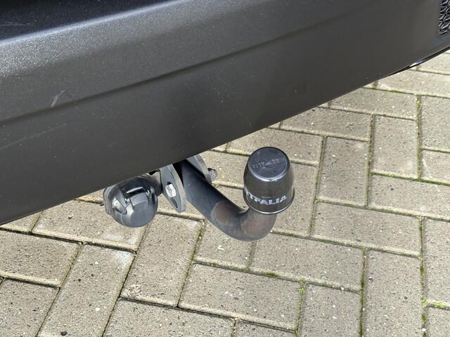 Jeep RENEGADE 1.6 E-Torq Night Eagle II Navi/Apple/Trekhaak