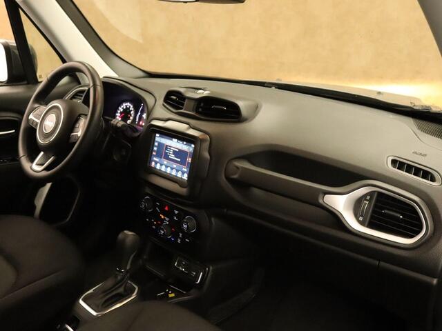 Jeep RENEGADE 1.3T DDCT Longitude - ORIGINEEL NEDERLANDSE AUTO - VASTE BRINK TREKHAAK - TREKGEWICHT 1450 KG - AFKOMSTIG VAN 2E EIGENAAR - KEYLESS START - LENDESTEUN BESTUURDERSSTOEL - CLIMATE CONTROL - DAB AUDIO - CRUISE CONTROL - PARKEERSENSOREN ACHTER -