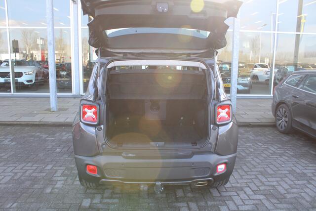 Jeep RENEGADE 1.3T-e Freedom | Schuif/kantel dak | Trekhaak | Navigatie | achteruitrij camera | stoel verwarming |