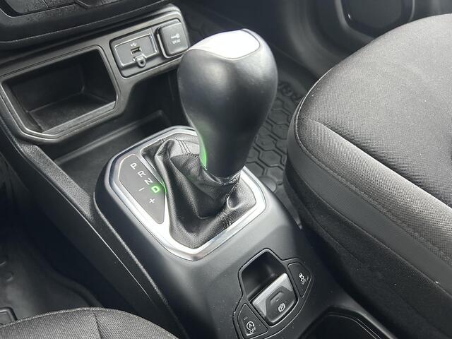 Jeep RENEGADE 1.3T DDCT Limited | Trekhaak | LED | Camera | Stuurverwarming |