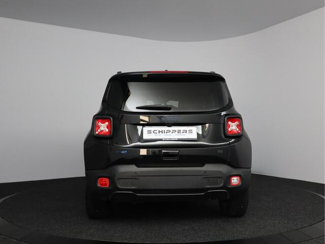 Jeep RENEGADE 4xe 240 Plug-in Hybrid Electric S | Navigatie | Leder |