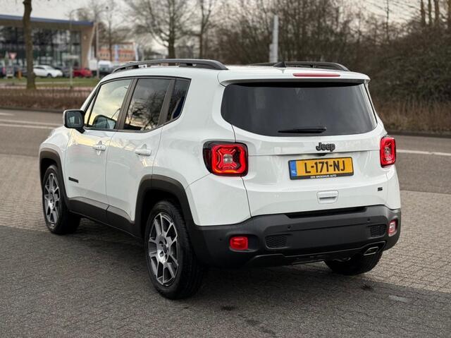 Jeep RENEGADE 1.3T DDCT LEER PANO 19 INCH TREKHAAK KEYLESS