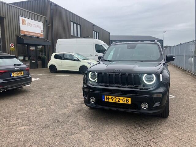 Jeep RENEGADE 4xe 240 Plug-in Hybrid Electric S