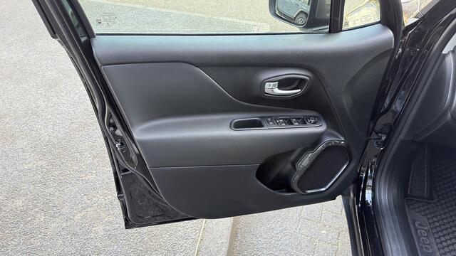 Jeep RENEGADE 4xe 240 Plug-in Hybrid Electric S