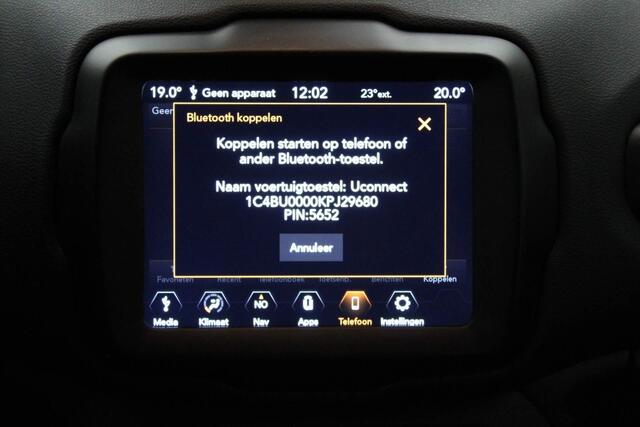 Jeep RENEGADE 1.0T Longitude 2018 | Navigatie | Bluetooth | Cruise control | Trekhaak | Parkeersensoren | Stuurwiel Bediening | Elektrische ramen + spiegels | Lichtmetaal | Boekjes Compleet | 2 Sleutels