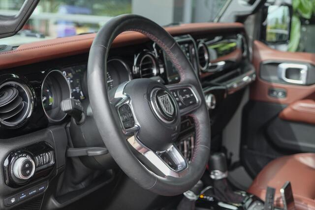 Jeep WRANGLER BRUTE Richmond 380pk 4xe Hybrid Diamond leder Navigatie NLauto Stuur+stoelverwarming Clima Cruise 20" LMV CUSTOM!!