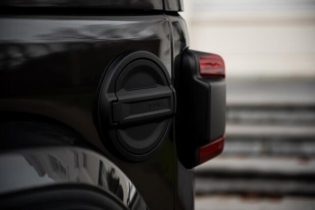 Jeep WRANGLER Unlimited 4xe 380 Sahara Afneembare dakdelen | EX BPM | Camera voor + achter | Stuurverwarming |