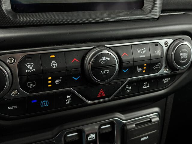 Jeep WRANGLER Unlimited 4xe 380 Sahara Trekhaak ACC Leer Camera Treeplanken