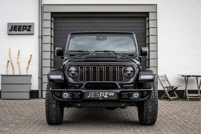 Jeep WRANGLER Unlimited 4xe 380 / OFD voorburmper / KMC 20" velgenset