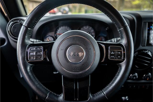 Jeep WRANGLER Unlimited 3.6 Sahara Trekhaak Carplay Alpine