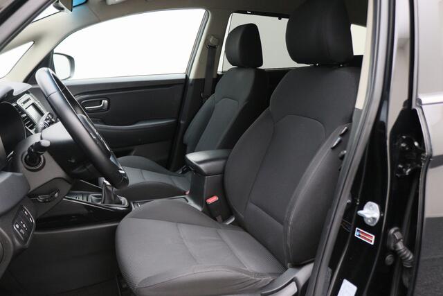 KIA CARENS 1.6 GDi ExecutiveLine 7p. Camera, Navigatie, Climate, Cruise, LED, PDC