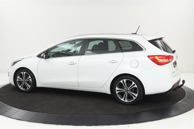 KIA CEE D cee'd 1.0 T-GDi GT-Line | 1e eigenaar | Stoel & stuurverwarming | Camera | Navigatie | Xenon | Climate control | Keyless | Cruise control