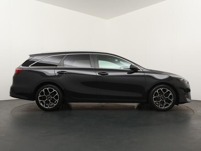 KIA CEE D Ceed Sportswagon 1.5 T-GDi GT-Line Automaat - Schuif/kantel dak - Achteruitrij camera - Adaptive cruise control - Navigatie - Apple Carplay/Android Auto - Fabrieksgarantie t/m 12-2029