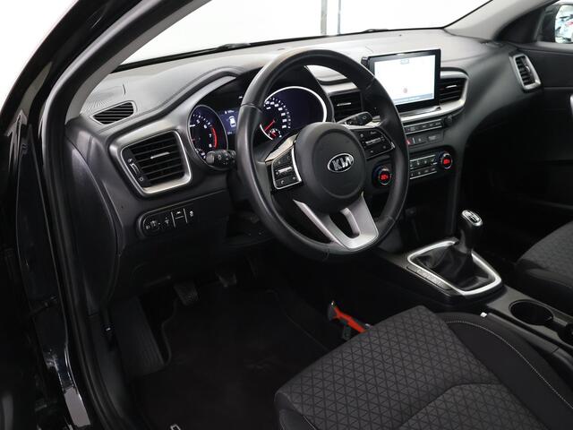KIA CEE D Ceed Sportswagon 1.0 T-GDi DynamicLine | Navigatie | Parkeercamera | Apple Carplay/Android Auto | Climate Control | Cruise Control