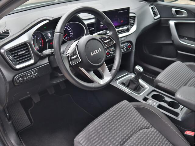 KIA CEE D Ceed Sportswagon 1.0 T-GDi DynamicLine ECC Cr.Control Navi+Camera BT+USB 6-bak PDC 16"LMV Tot 10Jr.Kia-Garantie