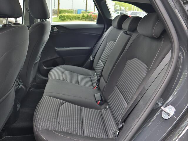 KIA CEE D Ceed Sportswagon 1.0 T-GDi DynamicLine ECC Cr.Control Navi+Camera BT+USB 6-bak PDC 16"LMV Tot 10Jr.Kia-Garantie