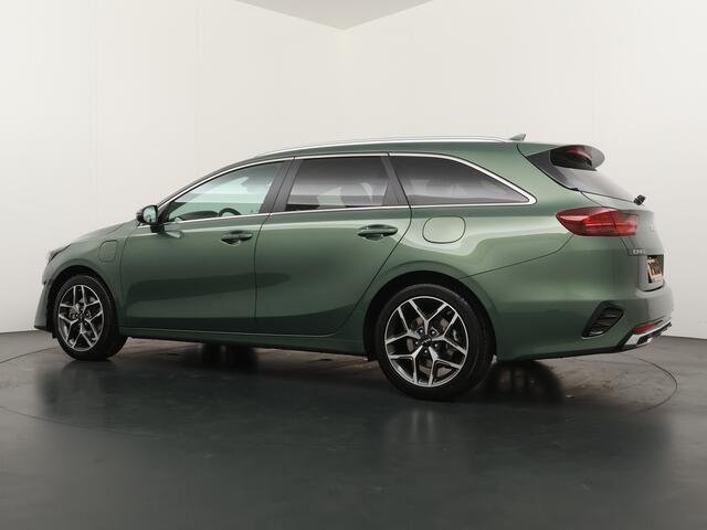 KIA CEE D Ceed Sportswagon 1.6 GDI PHEV ExecutiveLine Apple Carplay/ Android Auto - Cruise Control adaptief - Navigatie - Stoel/stuur verwarming - Panoramadak Fabrieksgarantie tot 03-2031