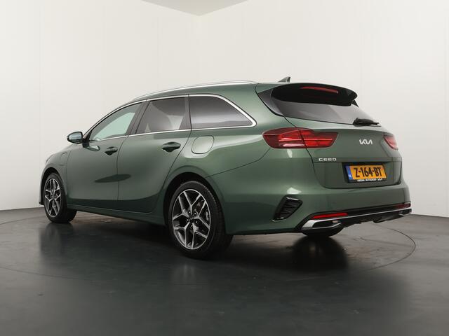 KIA CEE D Ceed Sportswagon 1.6 GDI PHEV ExecutiveLine Apple Carplay/ Android Auto - Cruise Control adaptief - Navigatie - Stoel/stuur verwarming - Panoramadak Fabrieksgarantie tot 03-2031